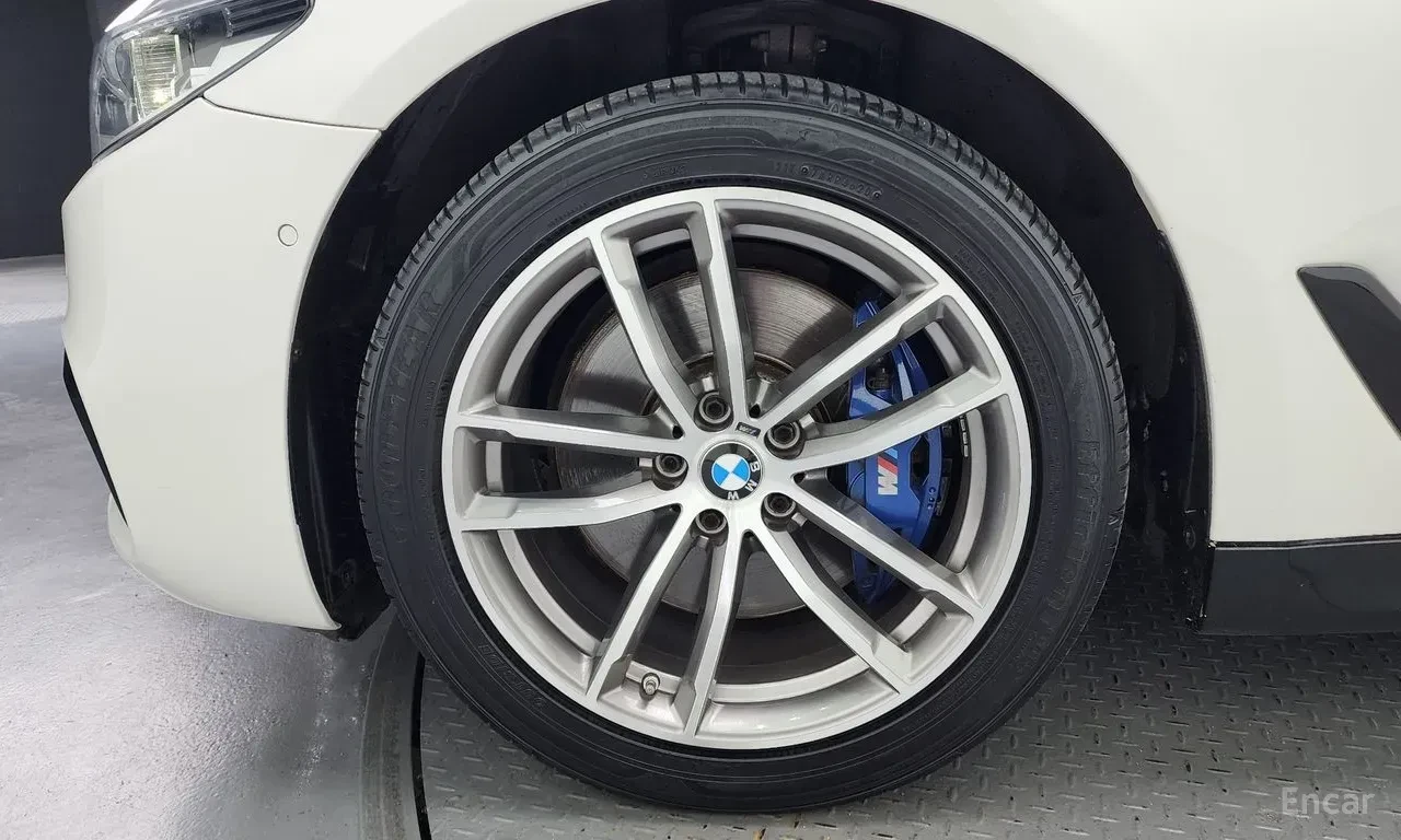 BMW 530 M* SPORT* XDRIVE* ���������* �����*  | Mobile.bg � ����������� 5