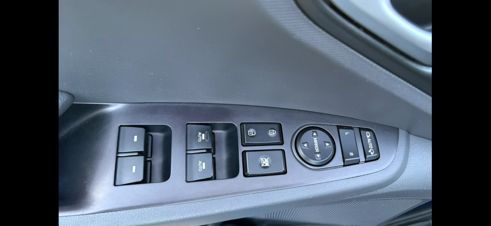 Hyundai Ioniq Huyndai Ioniq hibrid  Premium koja podgrev | Mobile.bg � ����������� 7