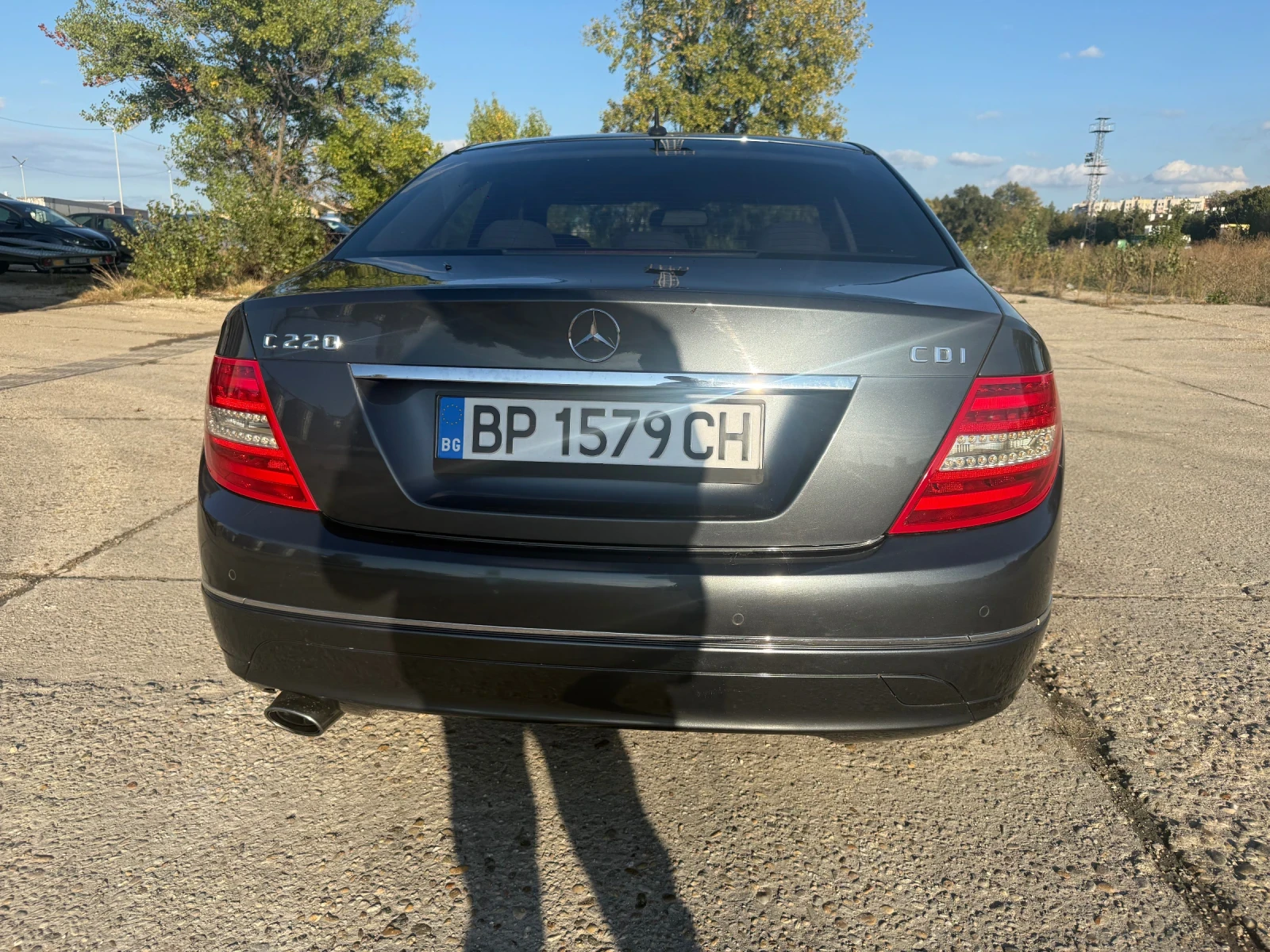 Mercedes-Benz C 220, снимка 4 - Автомобили и джипове - 56584803