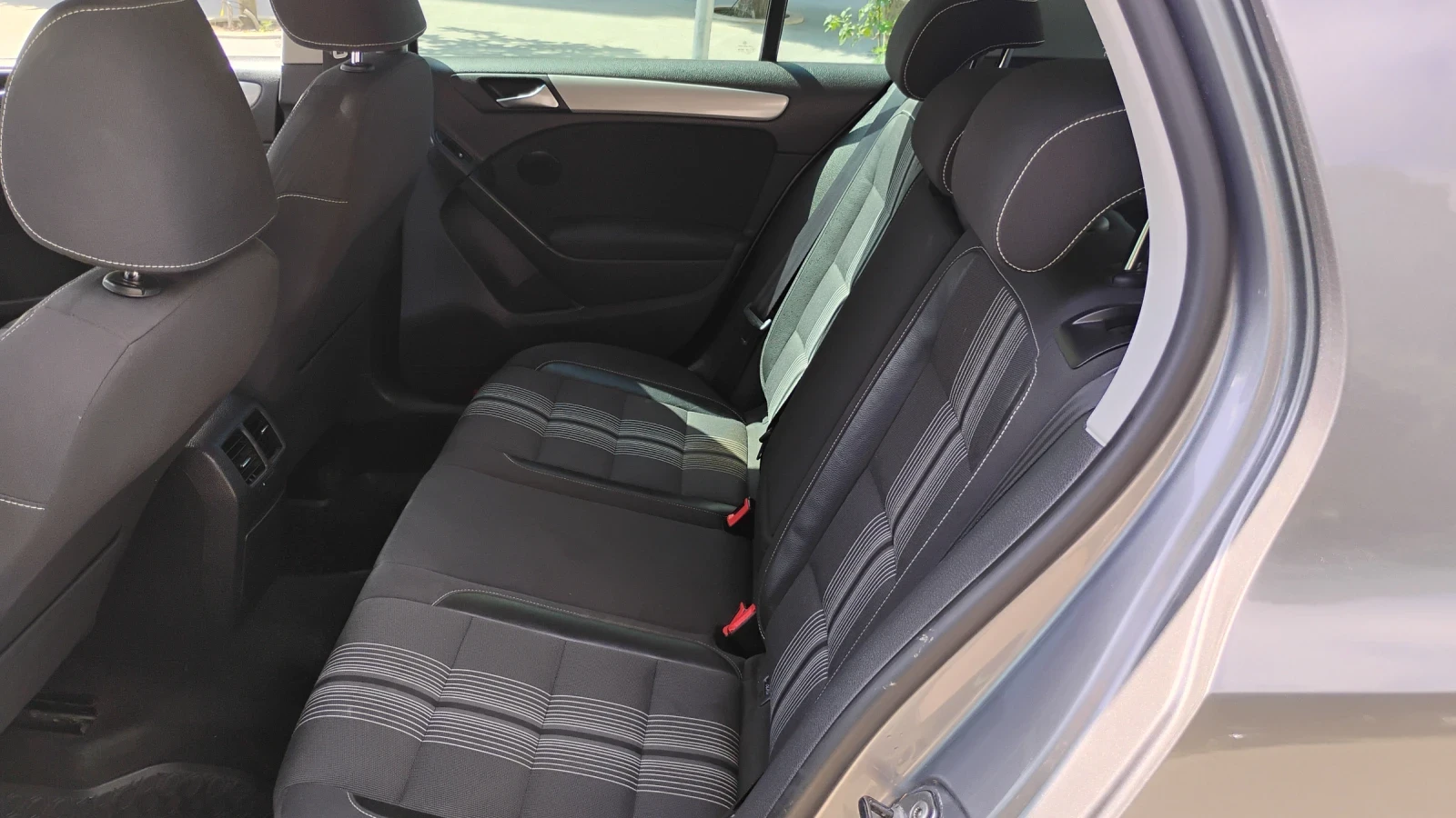 VW ID.6, снимка 13 - Автомобили и джипове - 56585361