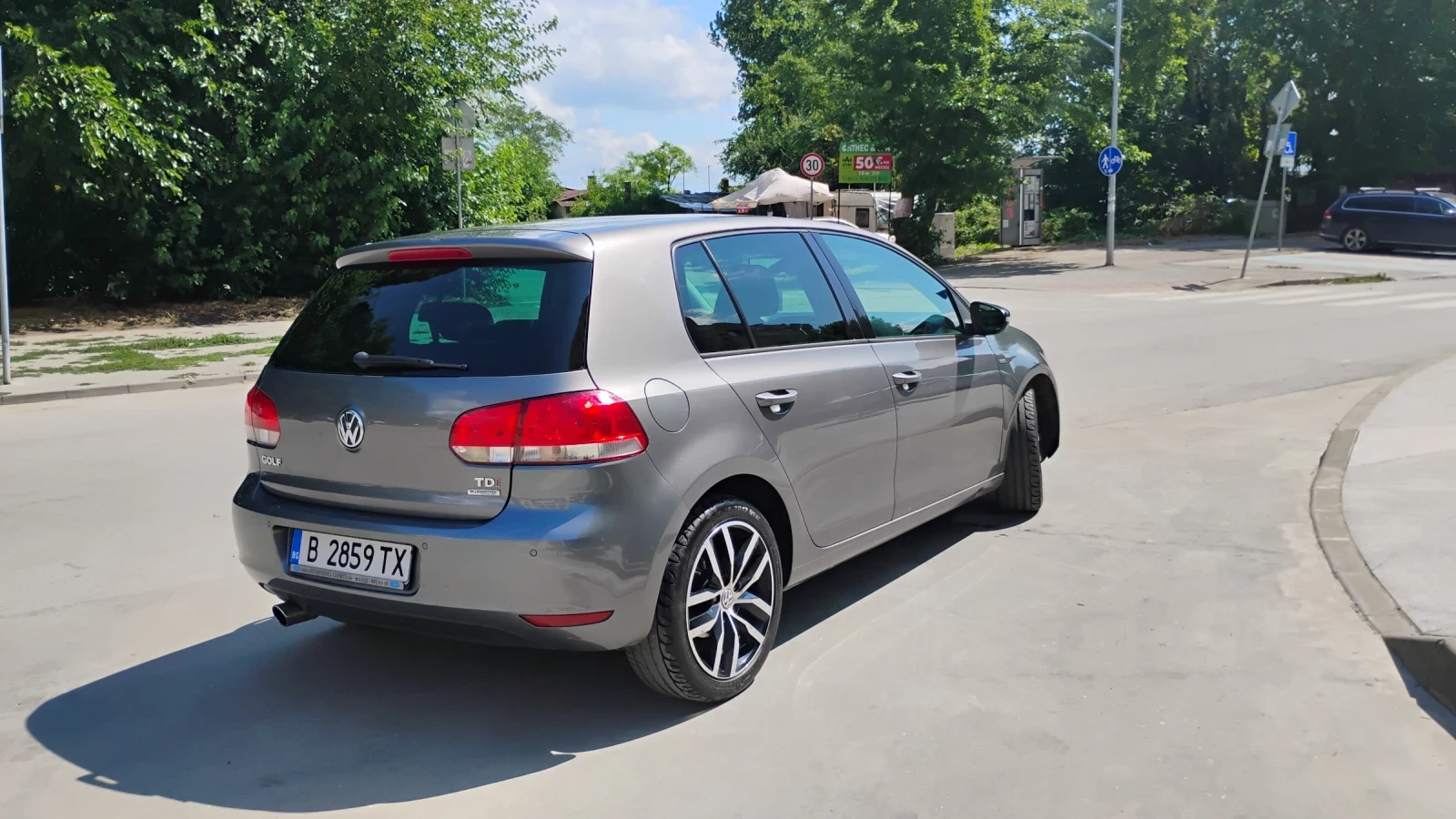 VW ID.6, снимка 4 - Автомобили и джипове - 56585361