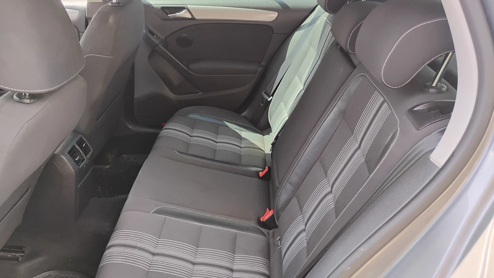 VW ID.6, снимка 14 - Автомобили и джипове - 56585361