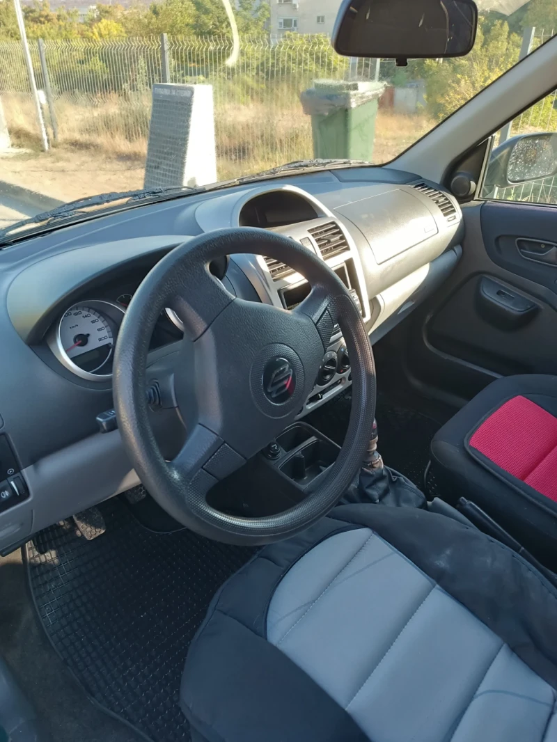 Suzuki Ignis, снимка 11 - Автомобили и джипове - 47383882