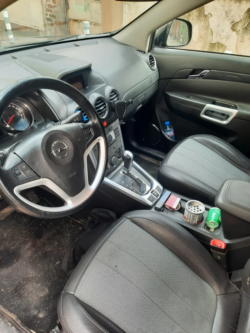 Opel Antara, снимка 8 - Автомобили и джипове - 48820933