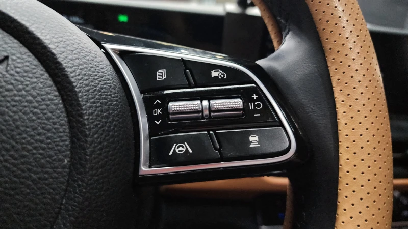 Kia Seltos 2.0 2WD SIGNATURE autogeorge.com, снимка 16 - Автомобили и джипове - 53243919