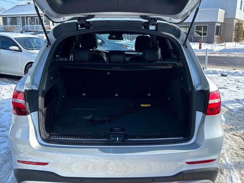 Mercedes-Benz GLC AMG 43  CARFAX, снимка 11 - Автомобили и джипове - 53447564