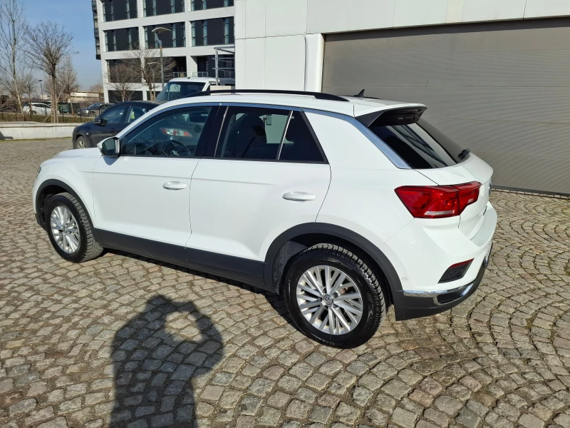 VW T-Roc 1.6 TDI, снимка 6 - Автомобили и джипове - 53538977