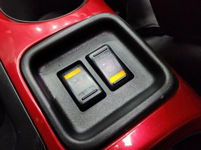 Nissan Juke 1.6 mr16 Automatic, снимка 16 - Автомобили и джипове - 55776241