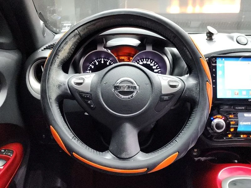 Nissan Juke 1.6 mr16 Automatic, снимка 13 - Автомобили и джипове - 55776241