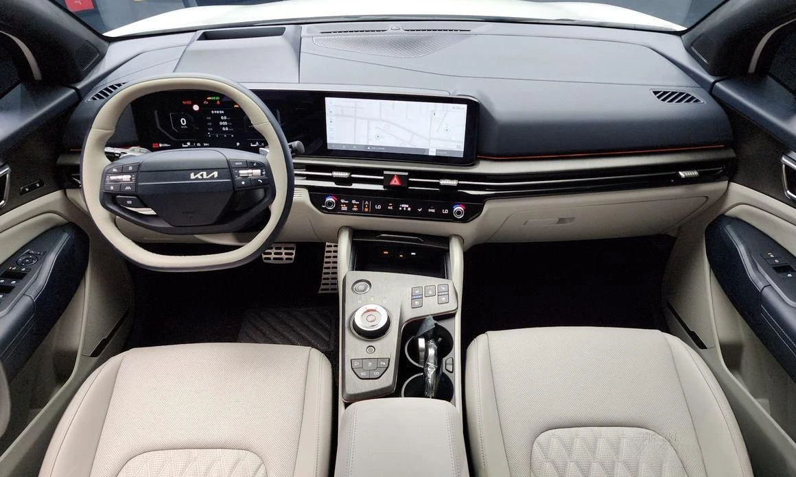 Kia Sportage Gasoline 1.6 Turbo 2WD Signature X Line - изображение 7