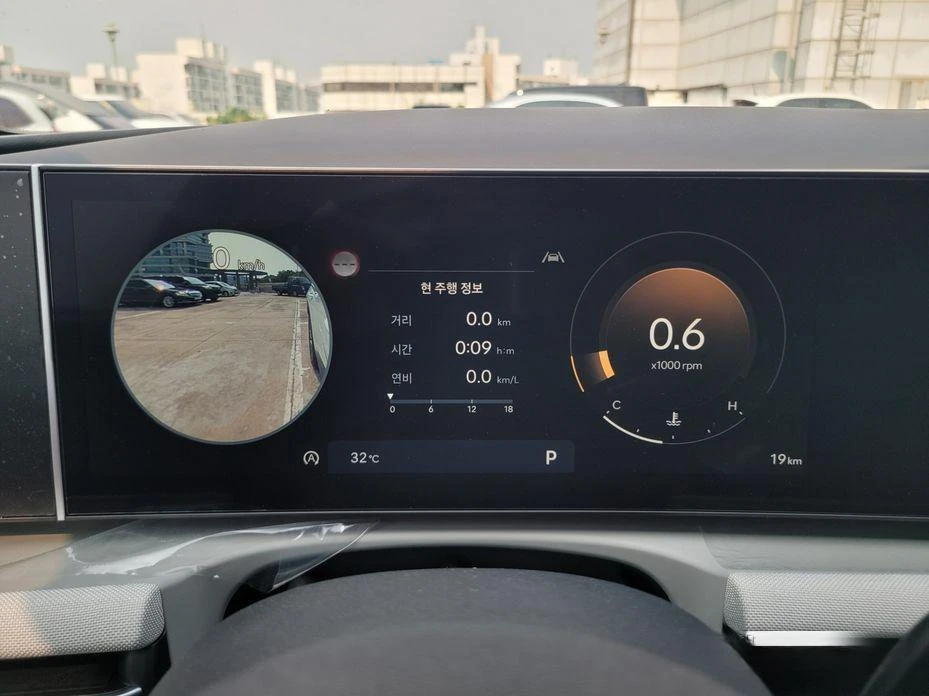 Hyundai Tucson Gasoline 1.6 Turbo 2WD Premium - изображение 5