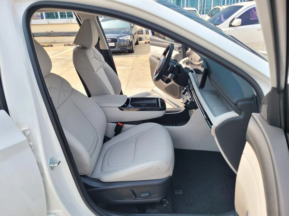 Hyundai Tucson Gasoline 1.6 Turbo 2WD Premium - изображение 10