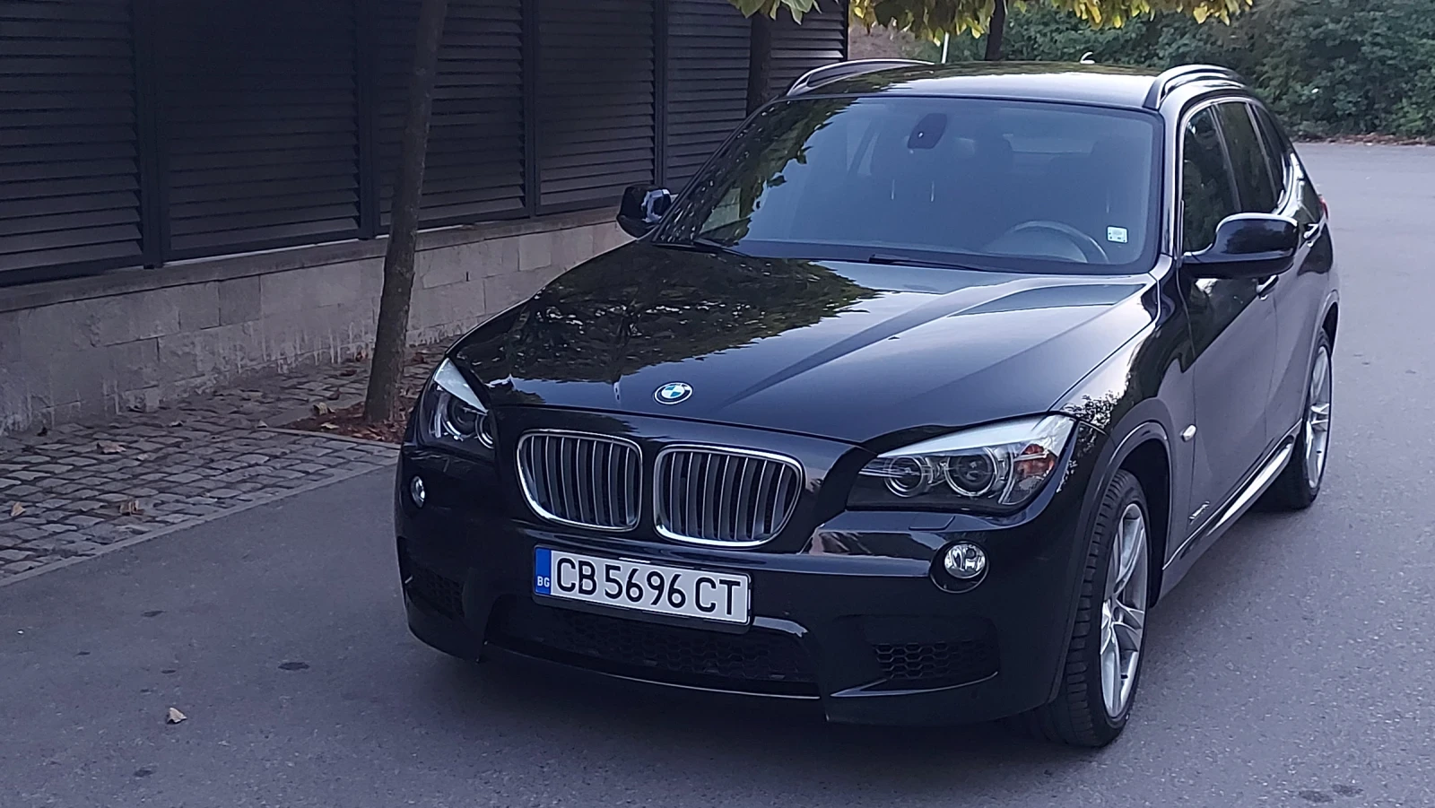 BMW X1 2.3d X drive M - изображение 2