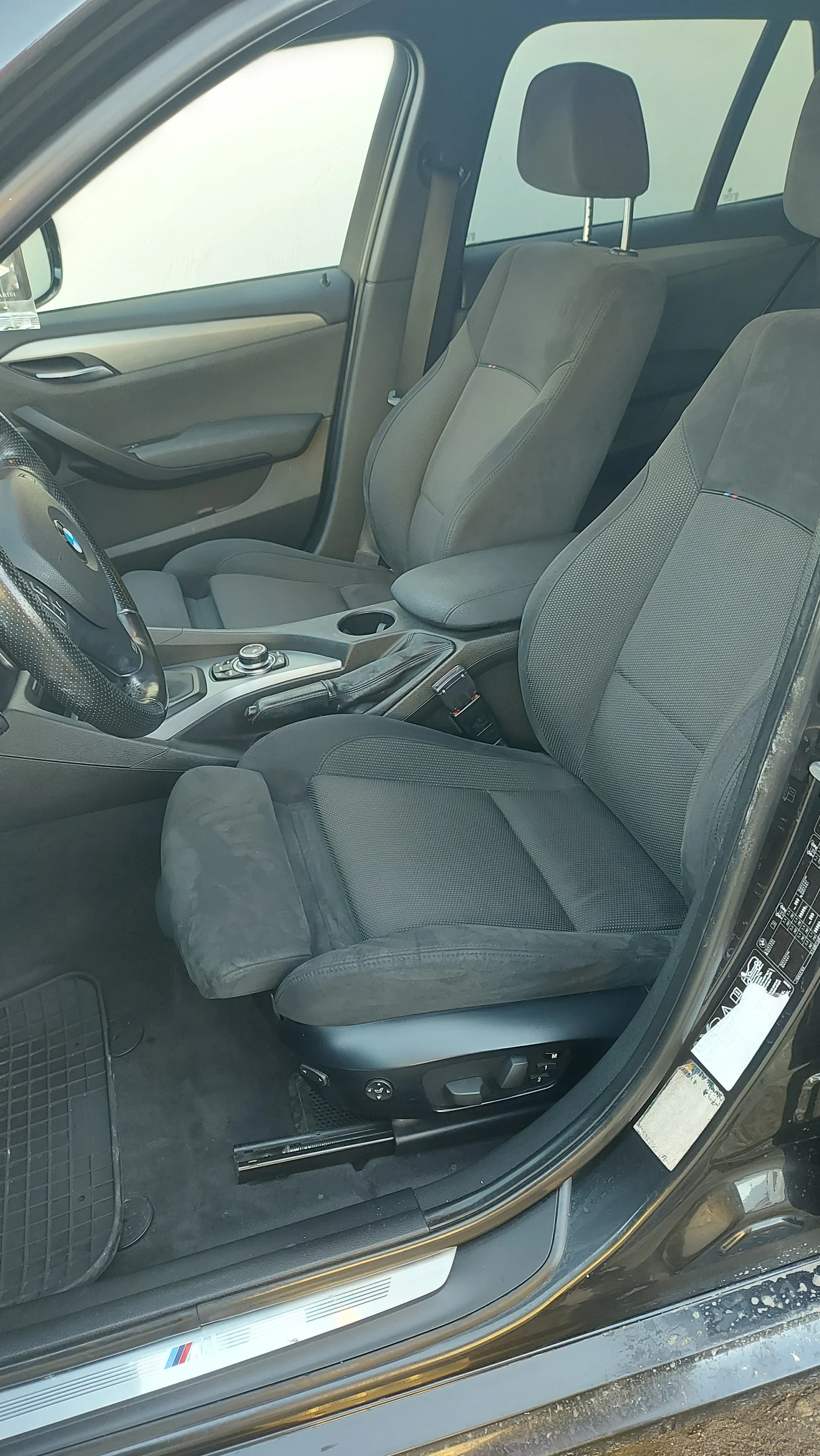 BMW X1 2.3d X drive M - изображение 9