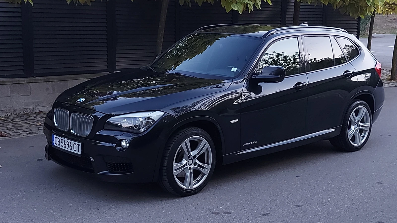 BMW X1 2.3d X drive M - изображение 5