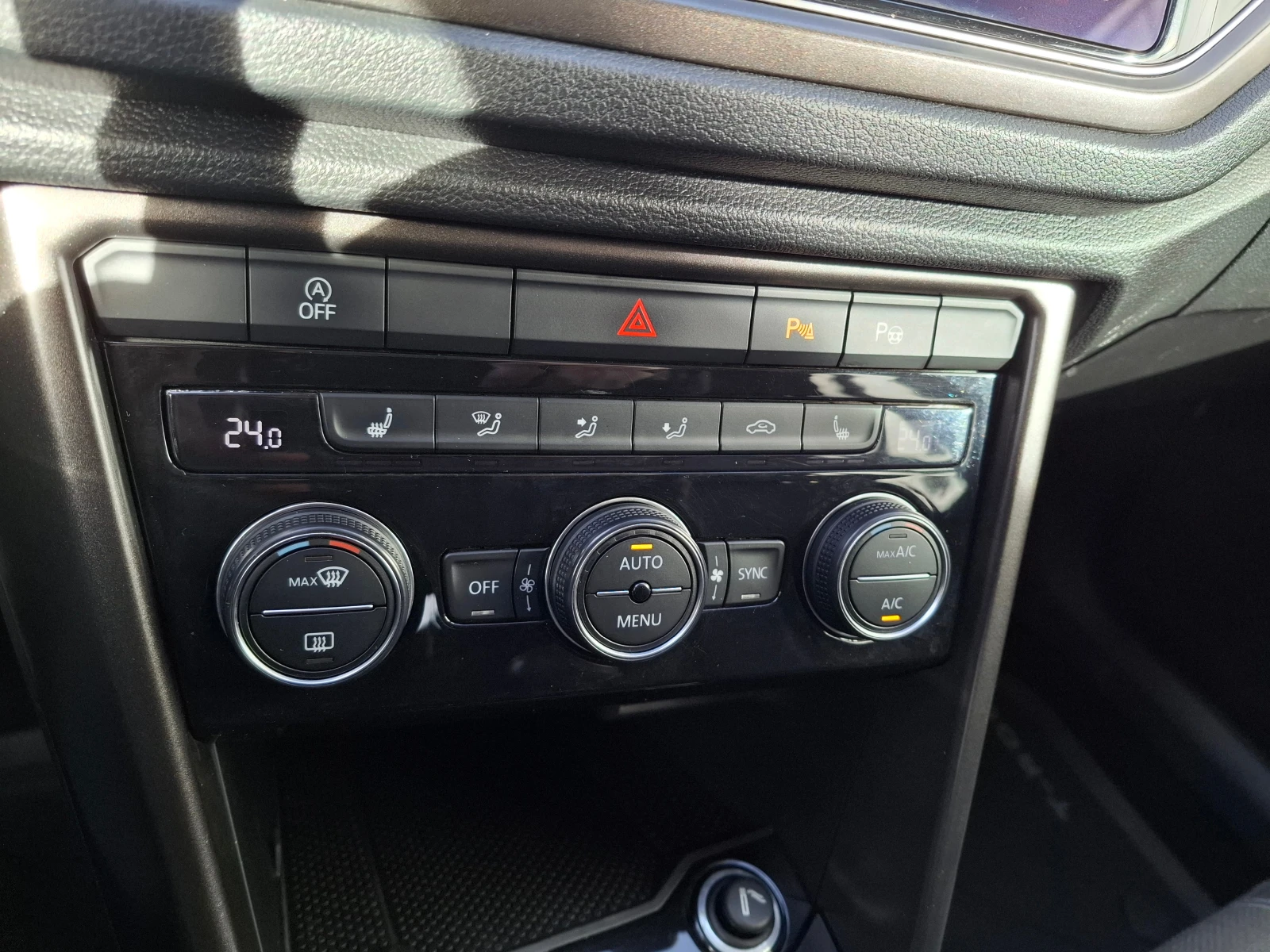 VW T-Roc 1.6 TDI | Mobile.bg � ����������� 14