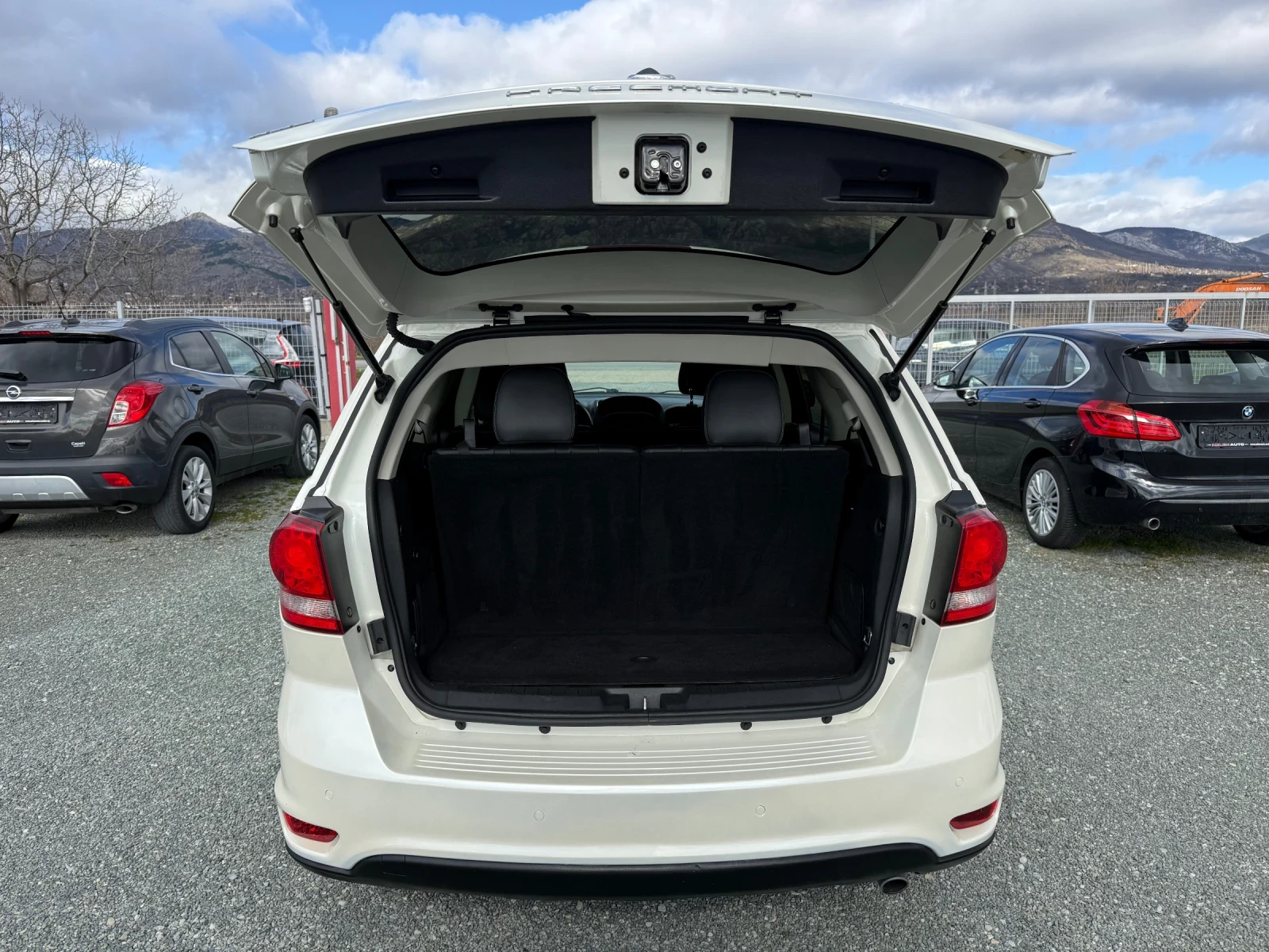 Fiat Freemont (KATO ����)^(7-�����)^(4�4) | Mobile.bg � ����������� 13