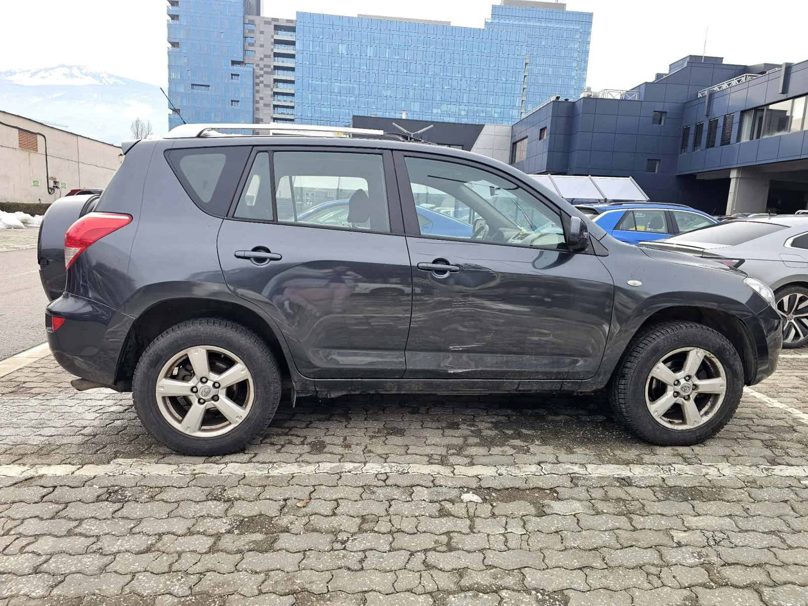 Toyota Rav4, снимка 5 - Автомобили и джипове - 53713084