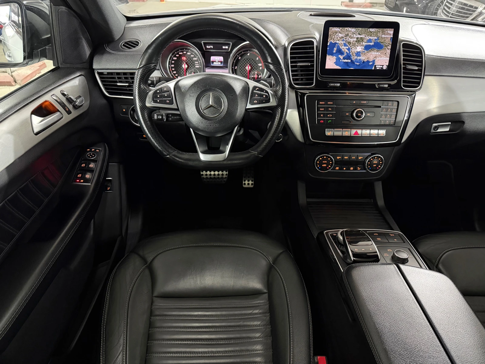 Mercedes-Benz GLE 350 AMG 2019г. #PANO#DISTR#CAM360#BlindSpot#PODGREV#, снимка 10 - Автомобили и джипове - 54020073