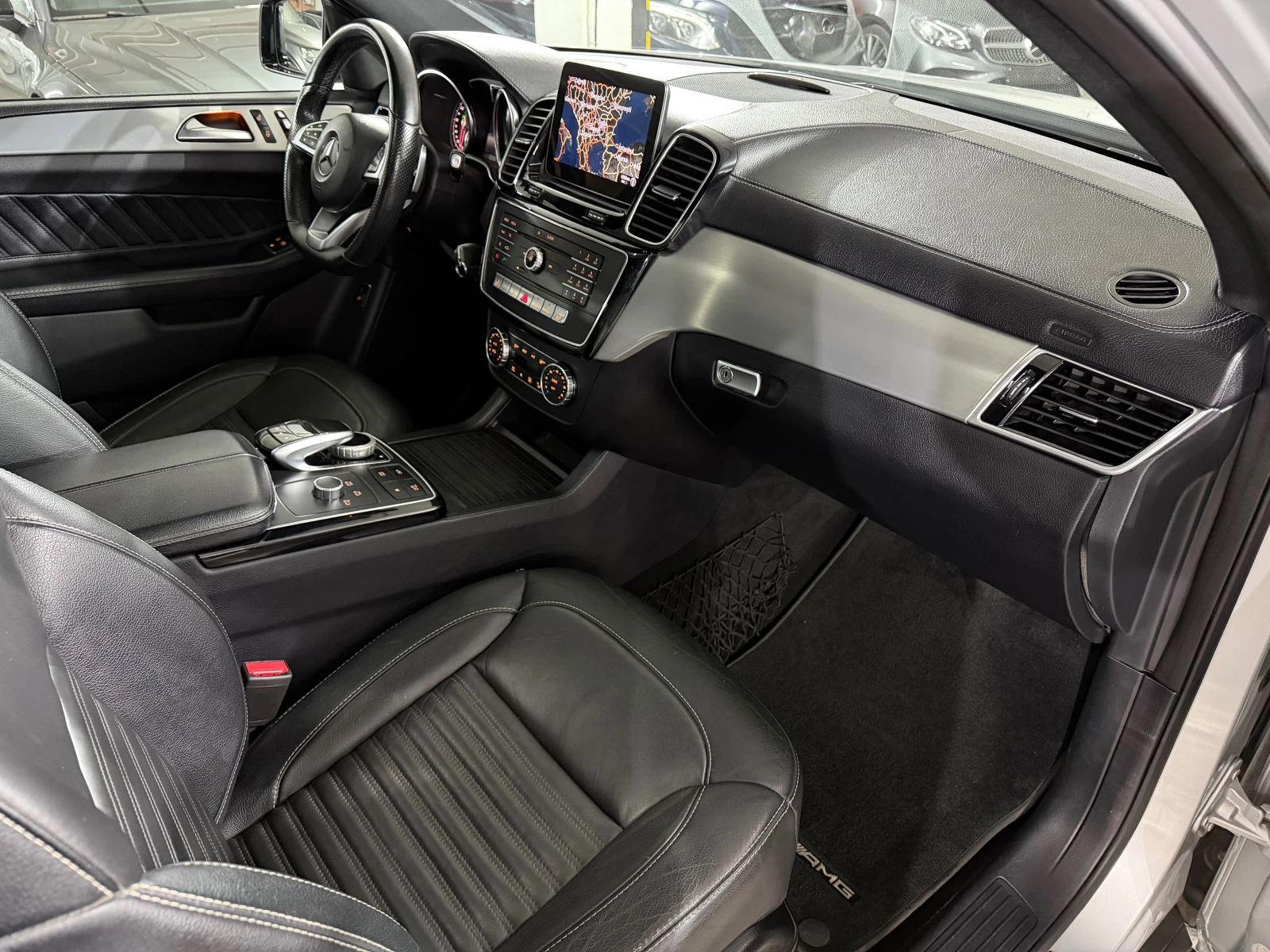 Mercedes-Benz GLE 350 AMG 2019г. #PANO#DISTR#CAM360#BlindSpot#PODGREV#, снимка 12 - Автомобили и джипове - 54020073