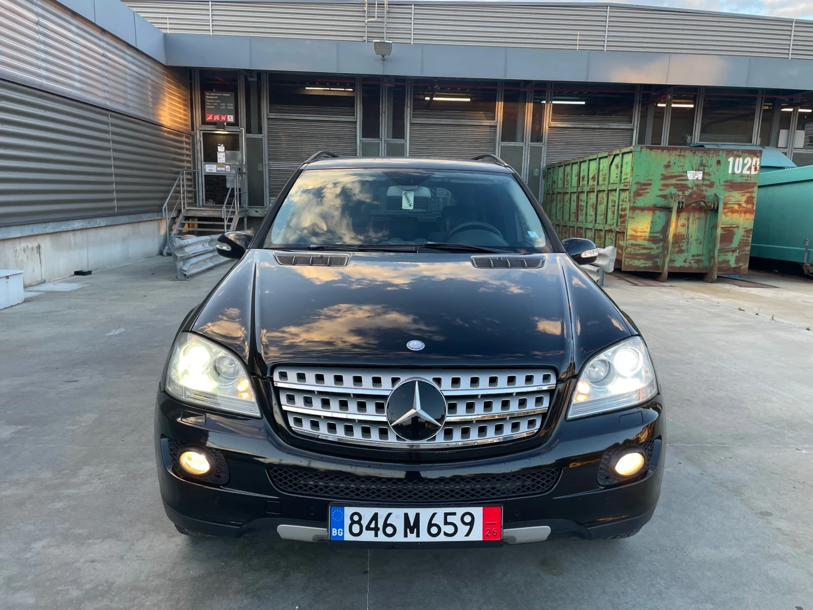 Mercedes-Benz ML 320 CDI SPORT ДИСТРОНИК ПОДГРЕВ 4X4 NAVI 7G-TRONIC , снимка 2 - Автомобили и джипове - 54392412