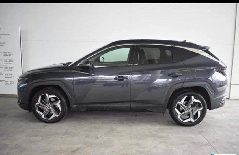 Hyundai Tucson, снимка 2 - Автомобили и джипове - 54680422