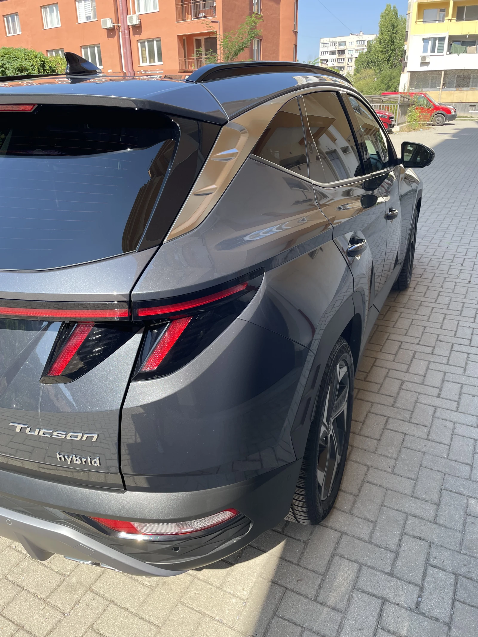 Hyundai Tucson Hybrid - Full Lux, снимка 4 - Автомобили и джипове - 54680422