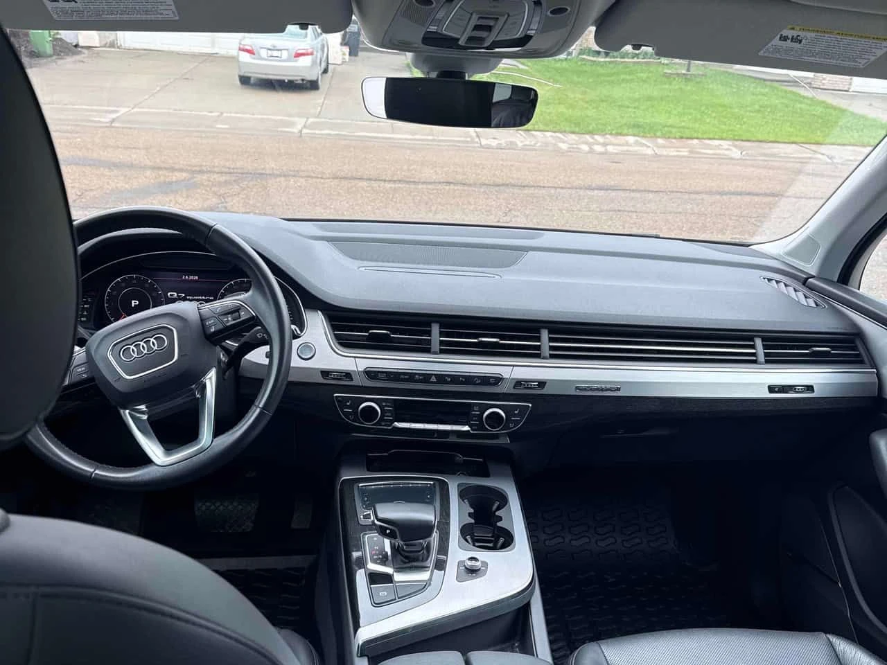 Audi Q7 * Progressiv * ОБДУХВАНЕ* ДИСТРОНИК * 360 * 2 КЛЮЧ, снимка 9 - Автомобили и джипове - 54756251