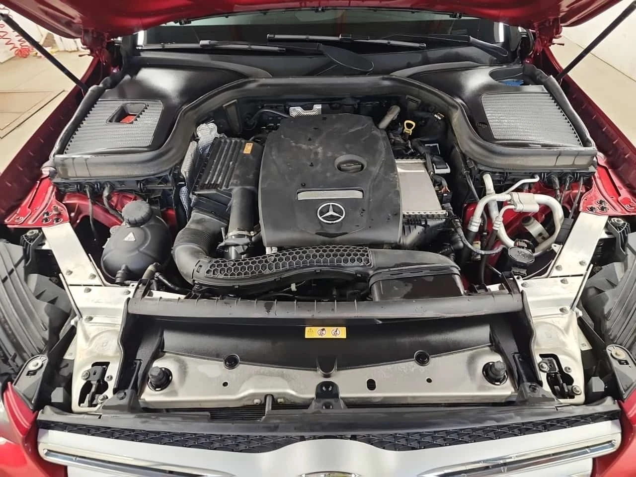 Mercedes-Benz GLC * 300 * CARFAX * ЦЕНА ДО БГ, снимка 9 - Автомобили и джипове - 54902956