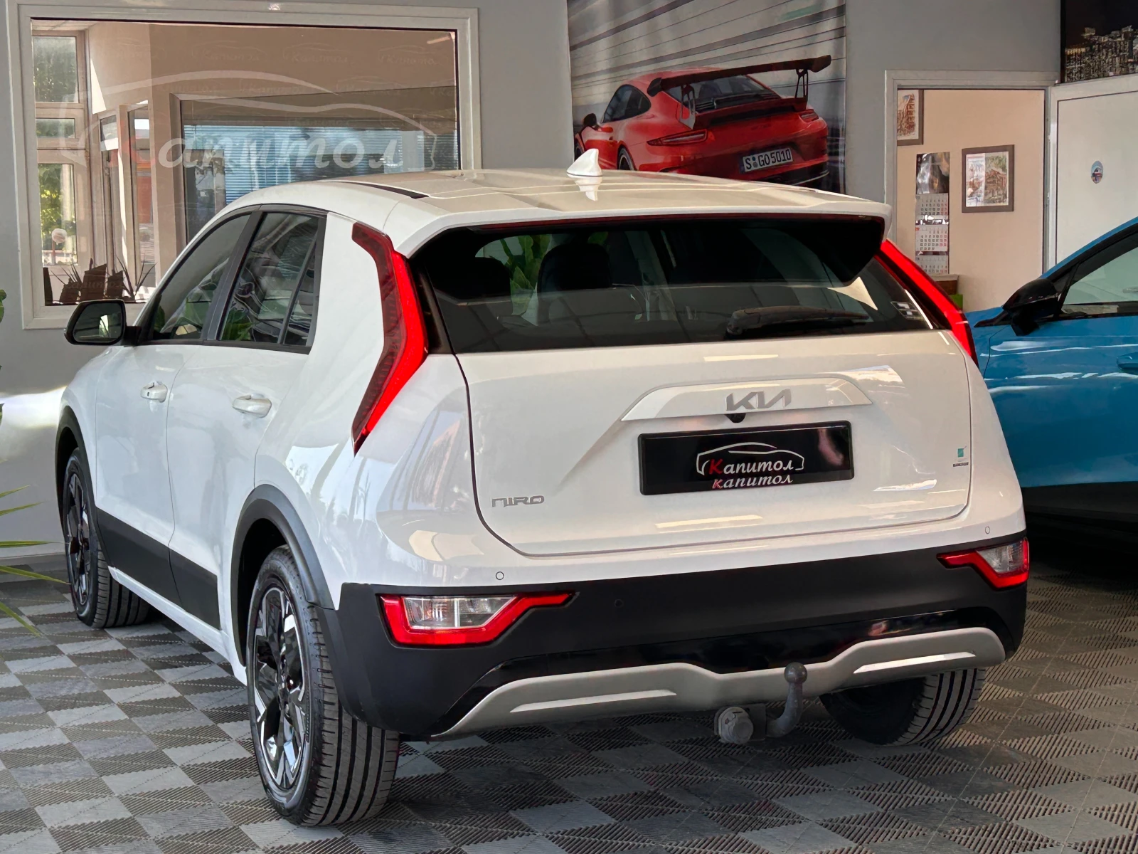 Kia Niro MOTION 65KW 204КС, снимка 4 - Автомобили и джипове - 54925472