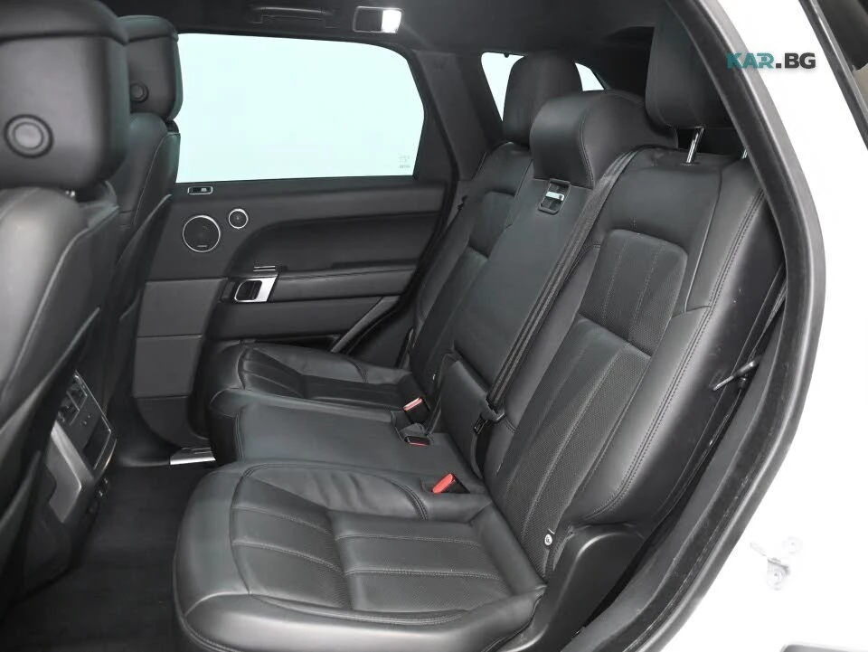 Land Rover Range Rover Sport  * Pano * АвтоКредит * (ЦЕНА ДО БГ), снимка 11 - Автомобили и джипове - 55157790