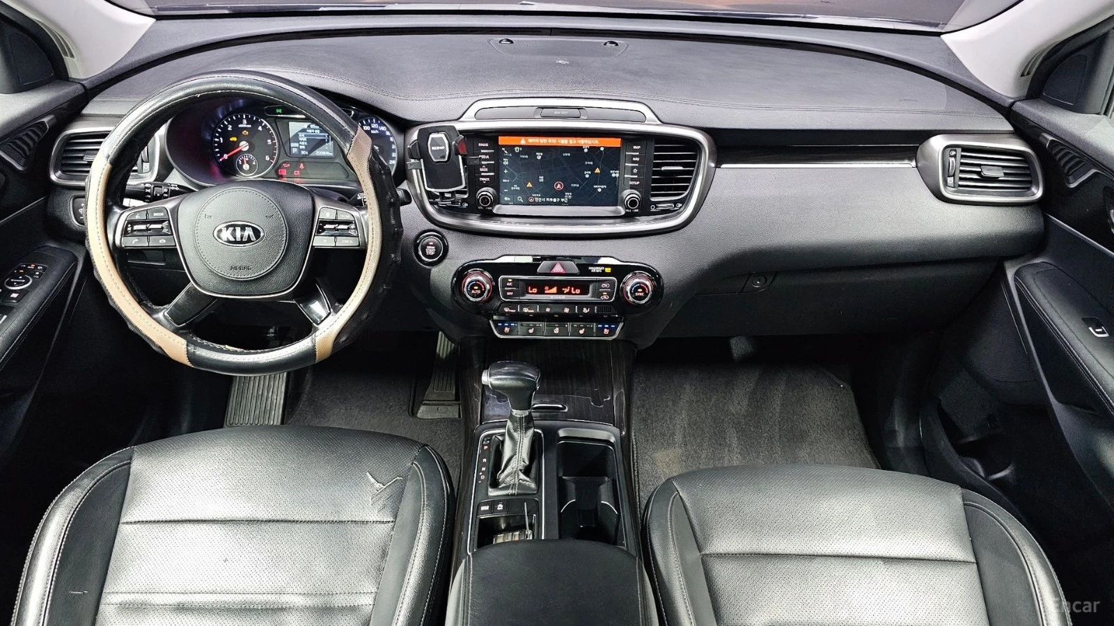 Kia Sorento * 0БДУХВАНЕ *  AвтоКредит * (ЦЕНА ДО БГ), снимка 7 - Автомобили и джипове - 55545089