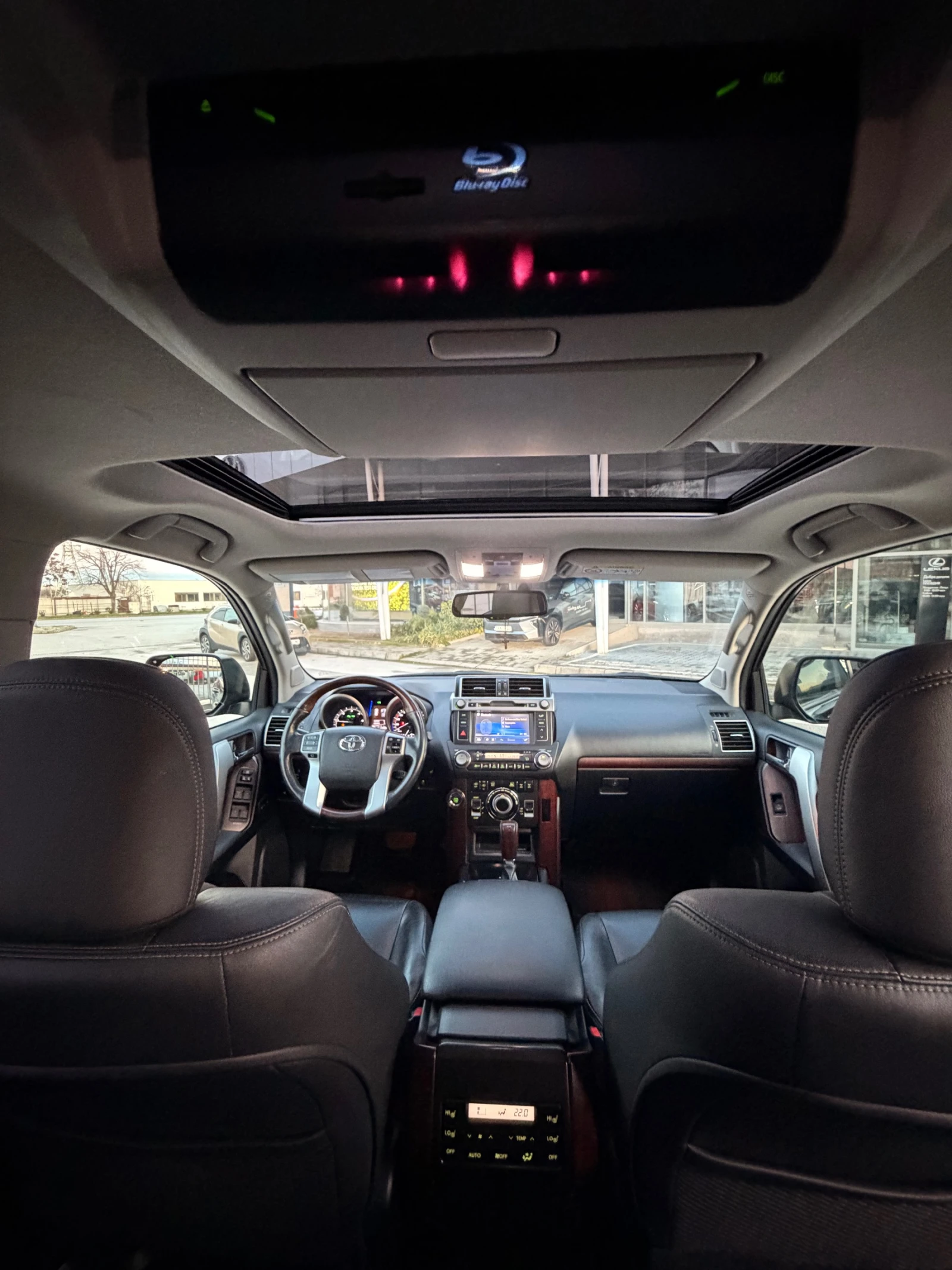 Toyota Land cruiser Luxury Premium  | Mobile.bg � ����������� 10