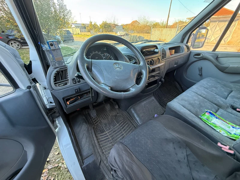 Mercedes-Benz Sprinter 413 Пътна Помощ , снимка 12 - Бусове и автобуси - 52642217