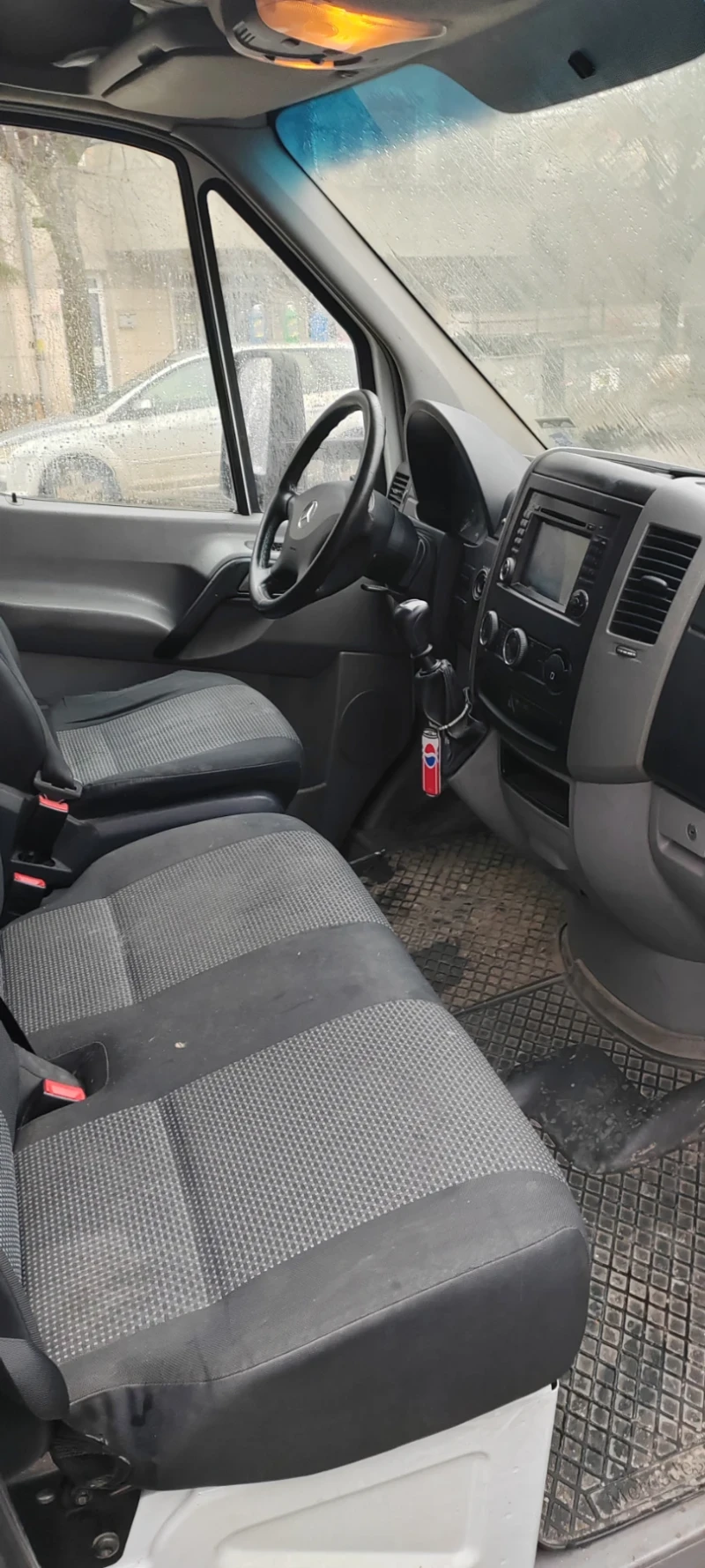 Mercedes-Benz Sprinter 316 Фургон + падащ борд, снимка 10 - Бусове и автобуси - 53482316