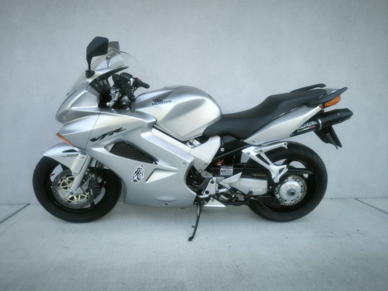 Honda Vfr 800i V-tech, G.P.R. ауспух, 2004 година , снимка 10 - Мотоциклети и мототехника - 46620441
