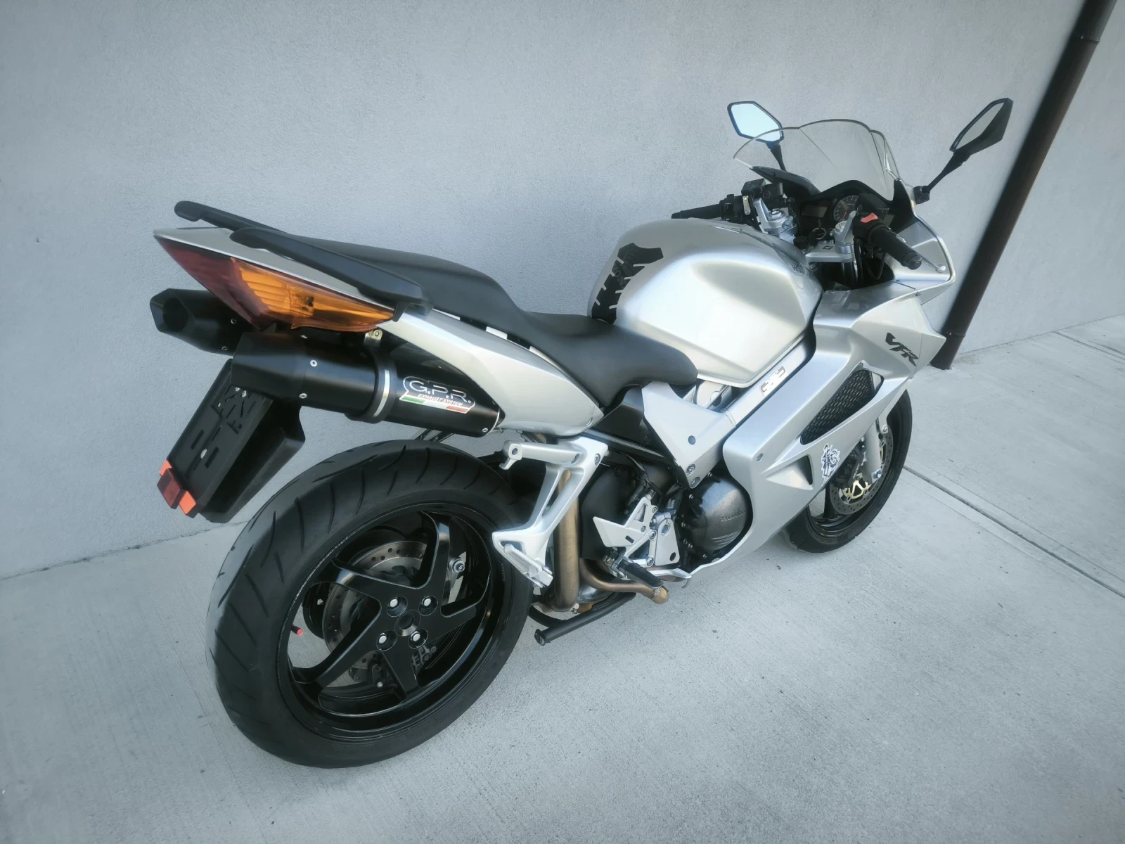 Honda Vfr 800i V-tech, G.P.R. ауспух, 2004 година  - изображение 2