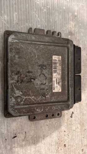        / ECU /    Renault Clio - S110875101 /  8200214973