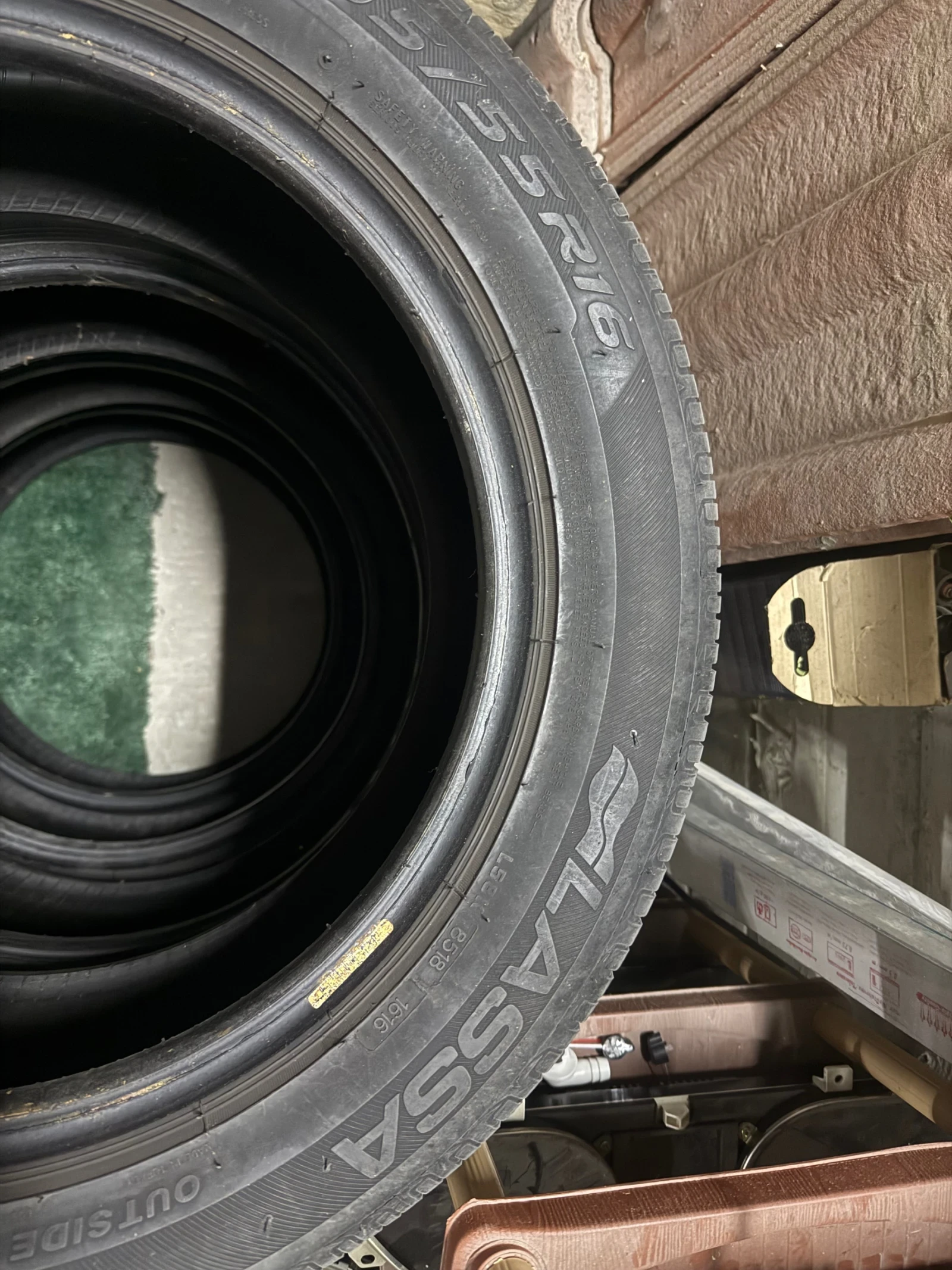 Гуми Летни 205/55R16, снимка 3 - Гуми и джанти - 53940345