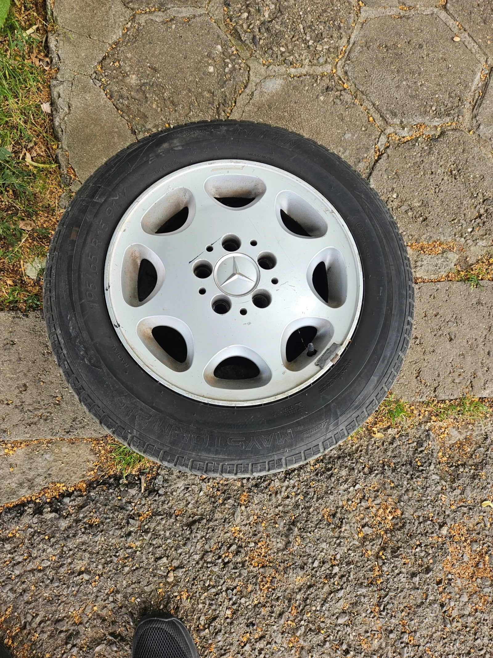 ���� � ������ 195/65R15 | Mobile.bg � ����������� 1