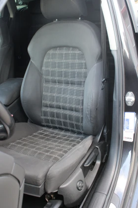 Audi A4 2.0 TDI АВТОМАТИК, снимка 9