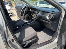 Toyota Auris, снимка 12