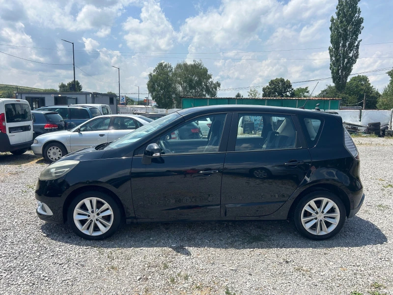 Renault Scenic, снимка 3 - Автомобили и джипове - 46425390