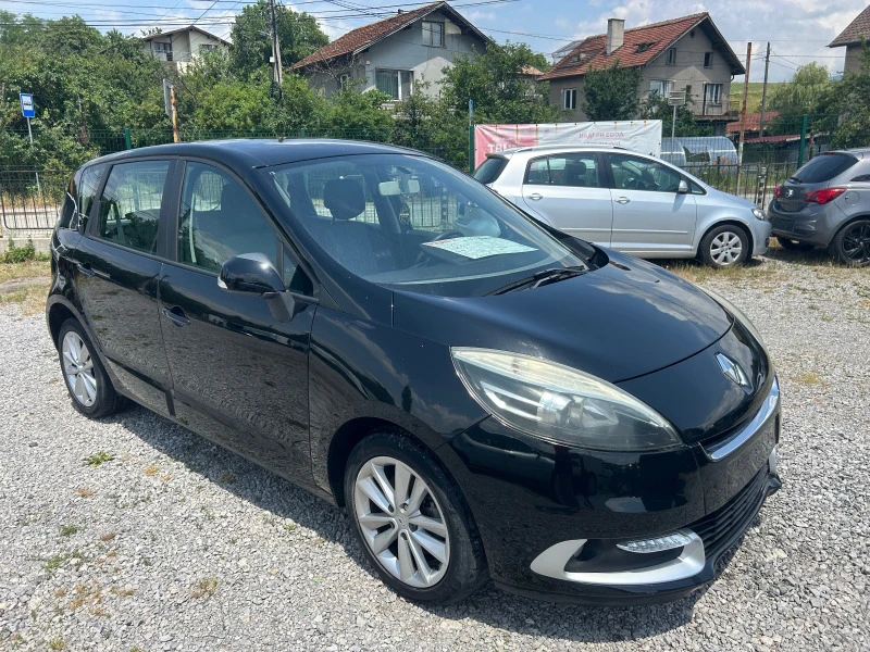 Renault Scenic, снимка 8 - Автомобили и джипове - 46425390