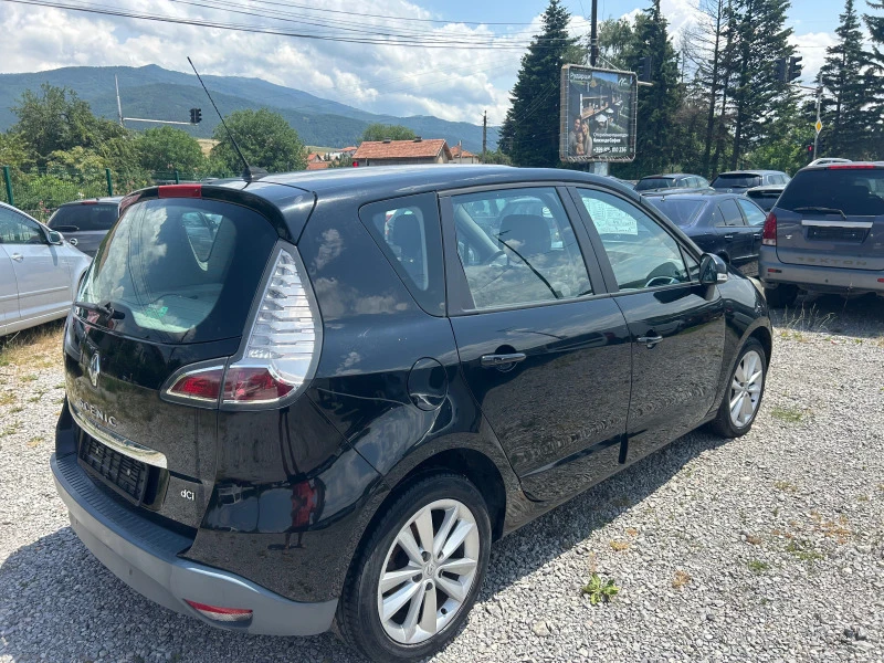 Renault Scenic, снимка 6 - Автомобили и джипове - 46425390