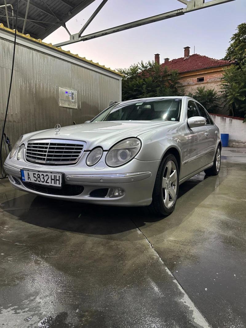 Mercedes-Benz E 320 Elegance, снимка 2 - Автомобили и джипове - 46744025