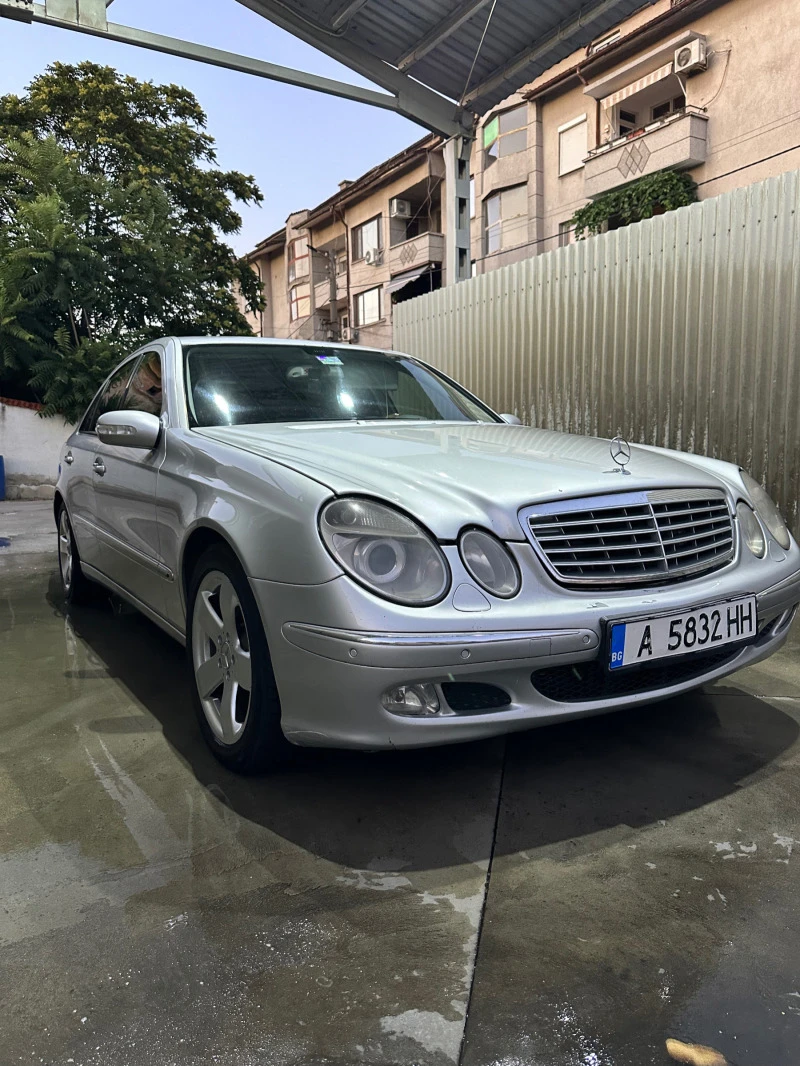 Mercedes-Benz E 320 Elegance, снимка 3 - Автомобили и джипове - 46744025