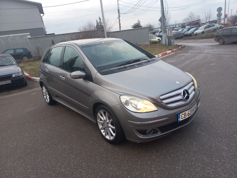 Mercedes-Benz B 180, снимка 6 - Автомобили и джипове - 48505788