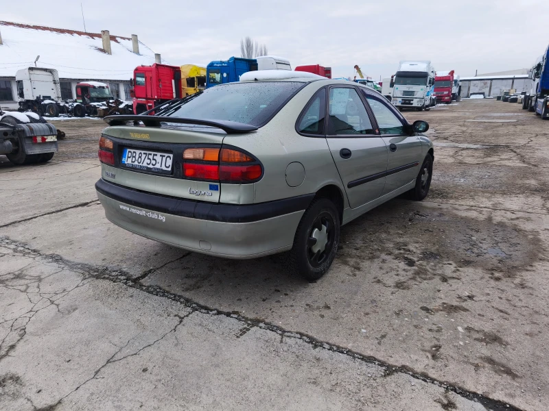 Renault Laguna 1.9DtI , снимка 4 - Автомобили и джипове - 48700426