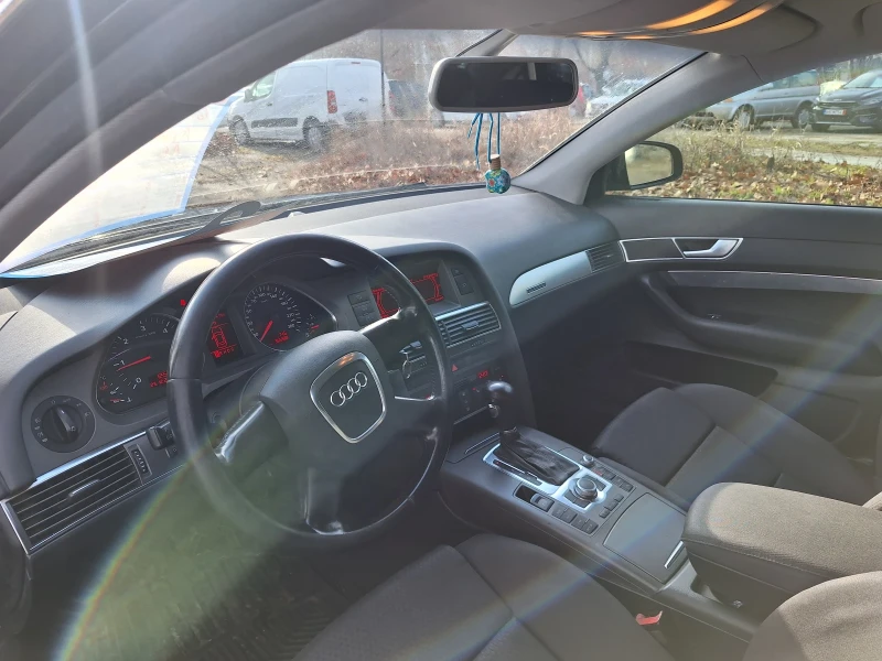 Audi A6 Куатра-Автомат, снимка 8 - Автомобили и джипове - 49032237